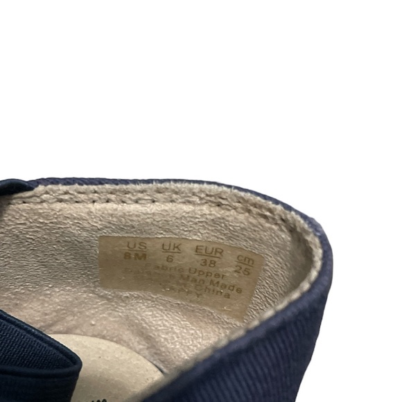 LifeStride Wedges with Memory Foam - Size 8 - Picture 5 of 5